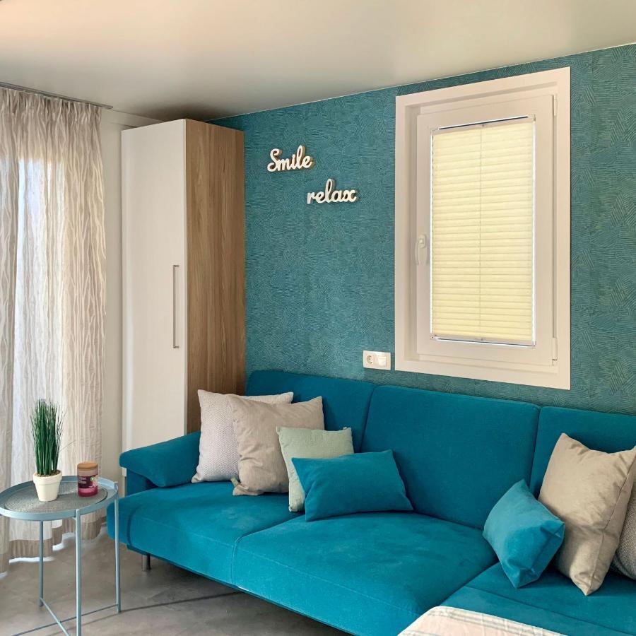 Bonita Houseboat Apartment Portorose Exterior photo